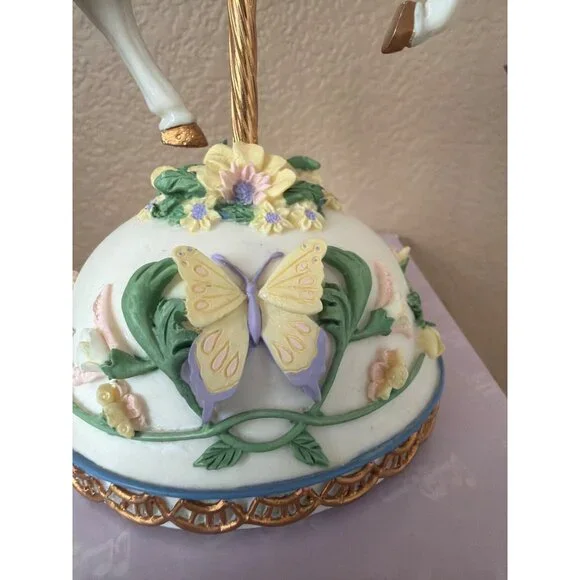 San Francisco Music Box Spring Horse Carousel Plays Younger Than Springtime NIB - Picture 14 of 17